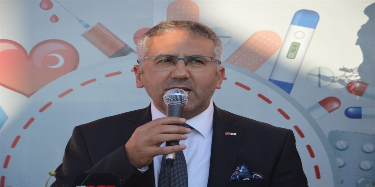 Türk Kızılay Genel Başkanı Kınık, "Sakarya İlk Yardım Eğitim Merkezi" açılışına katıldı