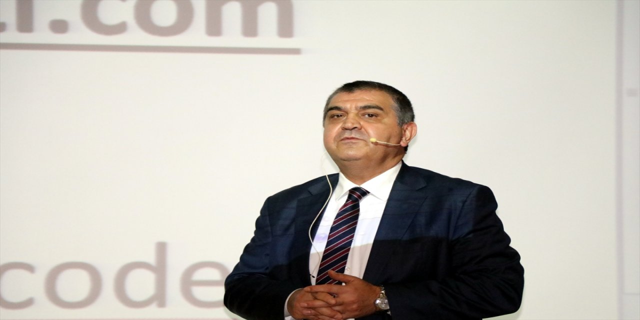 Dışişleri Bakan Yardımcısı Kaymakcı, Çankırı'da öğrencilerle buluştu