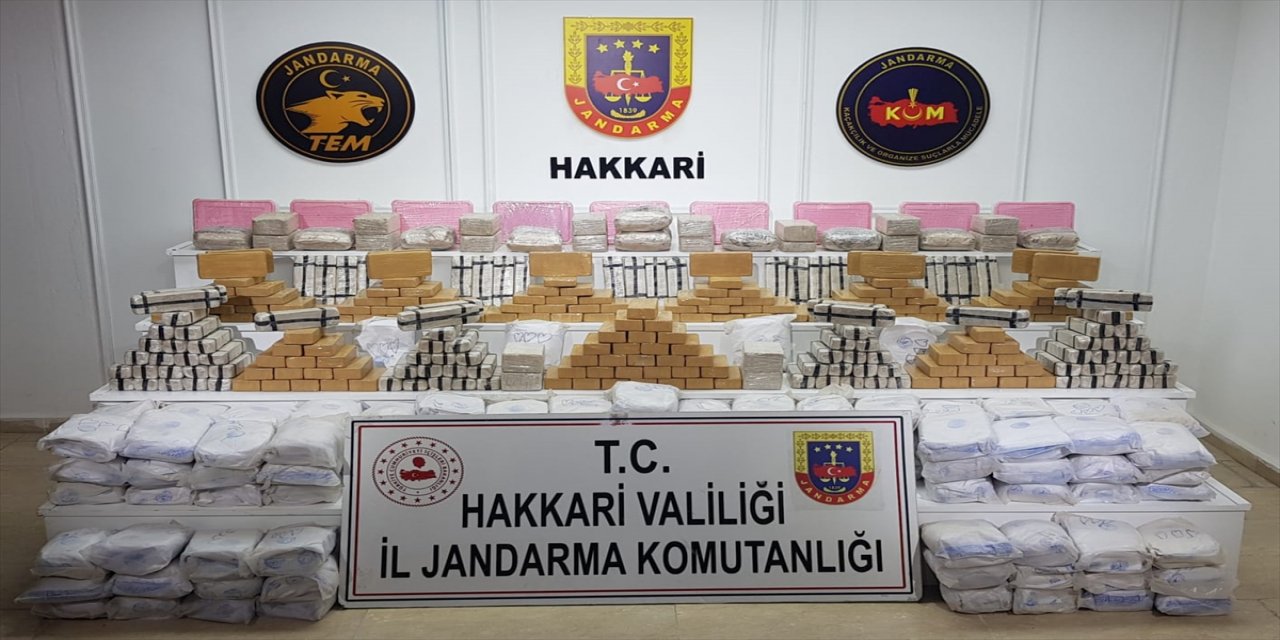 Hakkari'de 270 kilogram eroin ele geçirildi
