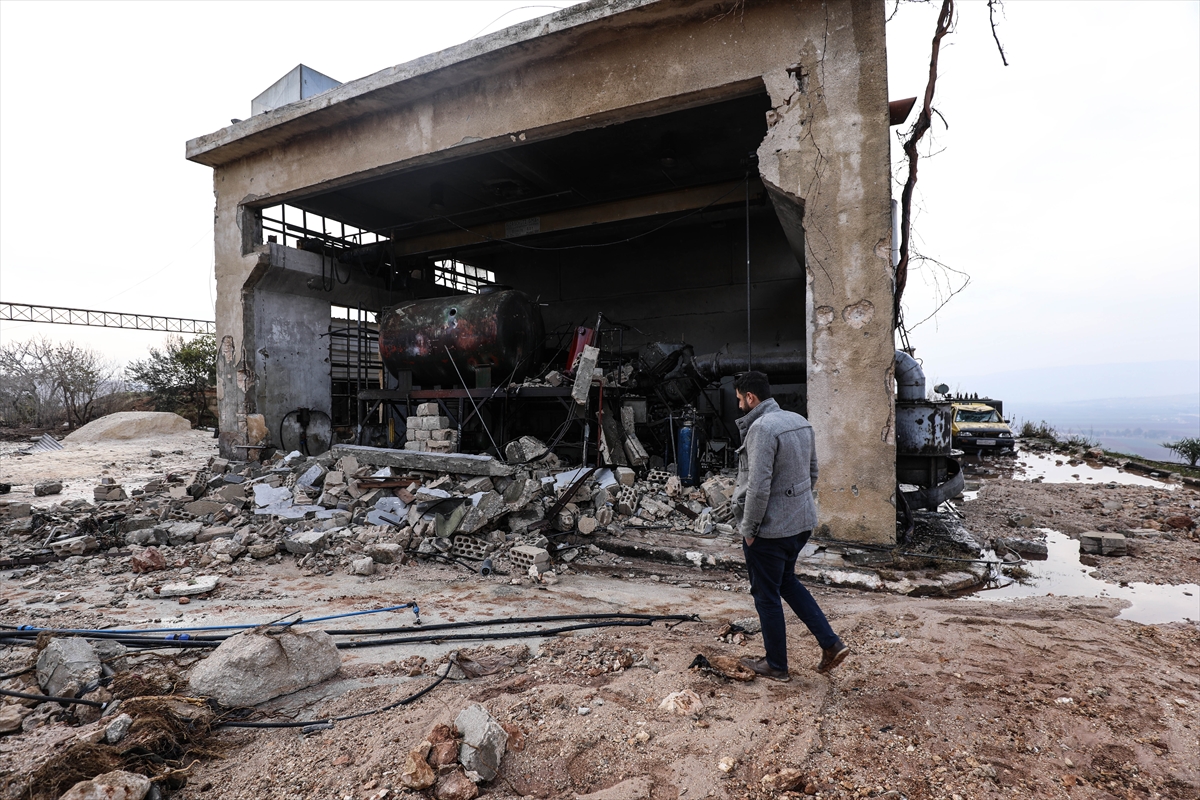 Rus savaş uçağı, İdlib'de su dağıtım istasyonunu bombaladı