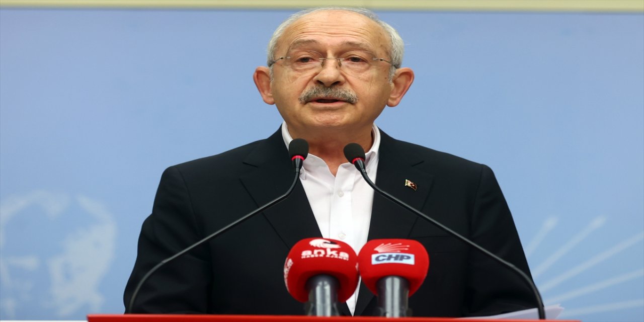 CHP Genel Başkanı Kılıçdaroğlu, ev kadınlarıyla basın toplantısı düzenledi