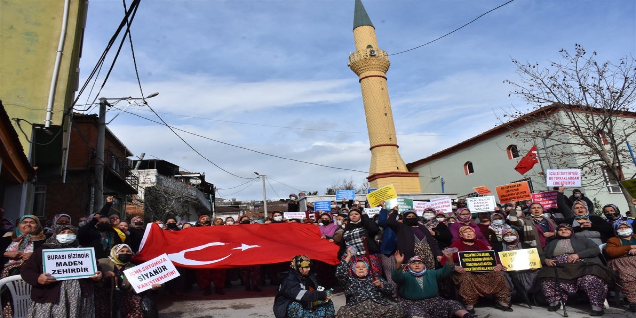 Aydın'da mahalle sakinleri, altın arama çalışmalarına tepki gösterdi