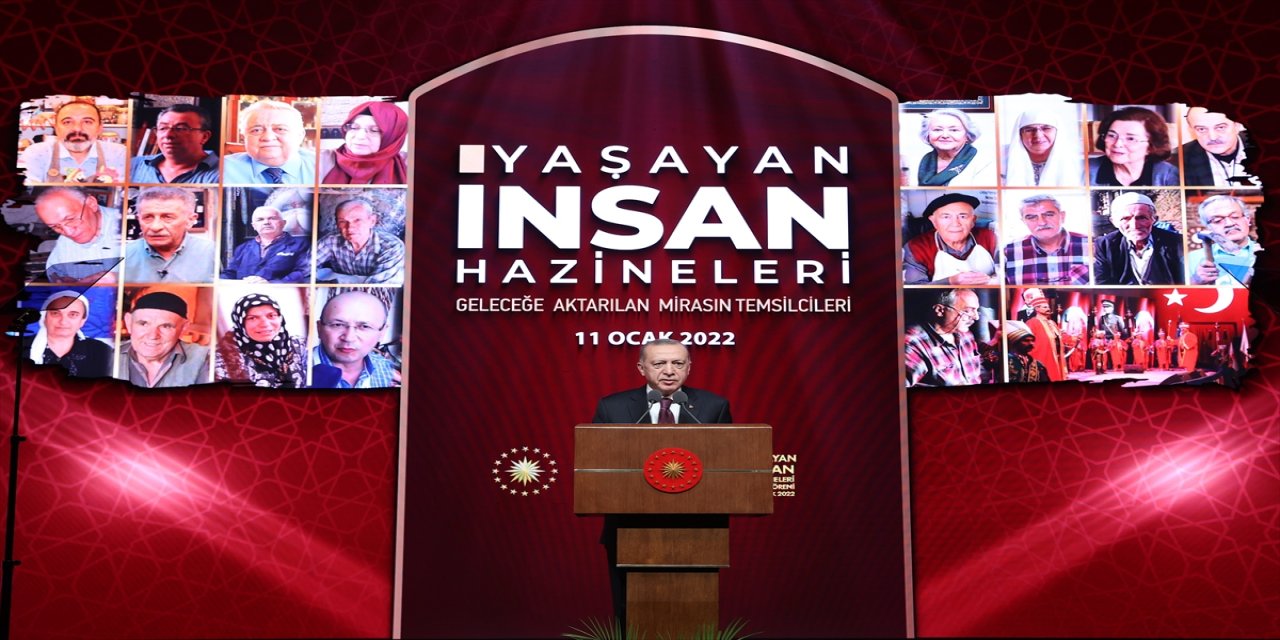 Cumhurbaşkanı Erdoğan, "Yaşayan İnsan Hazineleri Ödül Töreni"nde konuştu