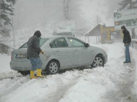 Türkiye bembeyaz gelinlik içinde