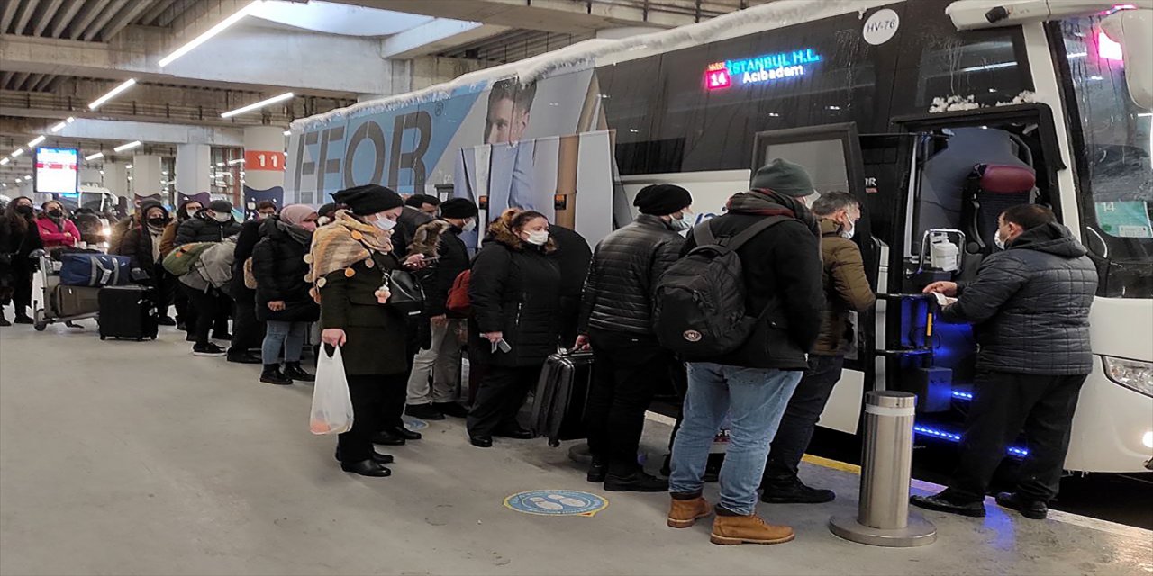 İstanbul Havalimanı ile şehir merkezi arasındaki ulaşım yeniden başladı