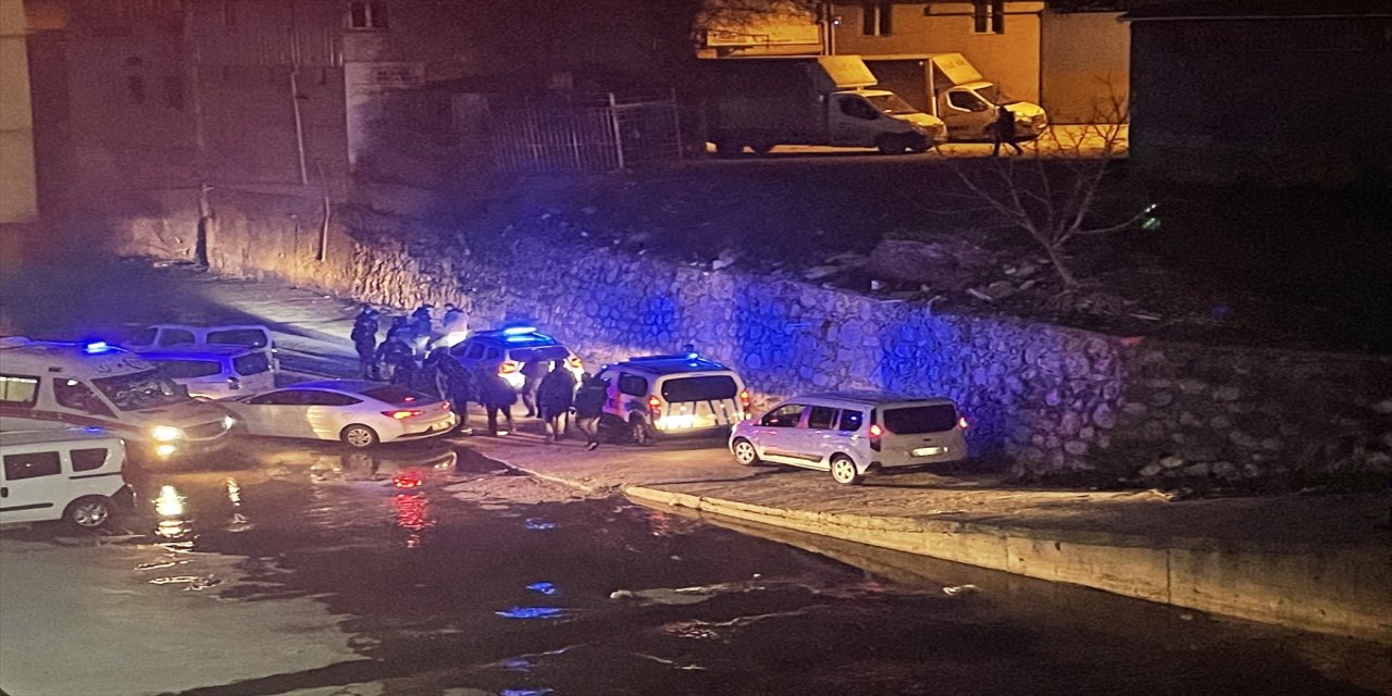 İzmir'de dere yatağında ceset bulundu