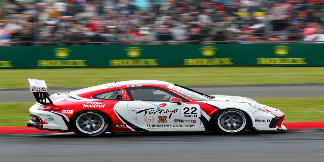 Ayhancan Güven, FIA 2022 Sürücü Sınıflandırması'nda "Altın Sürücü" statüsüne yükseldi