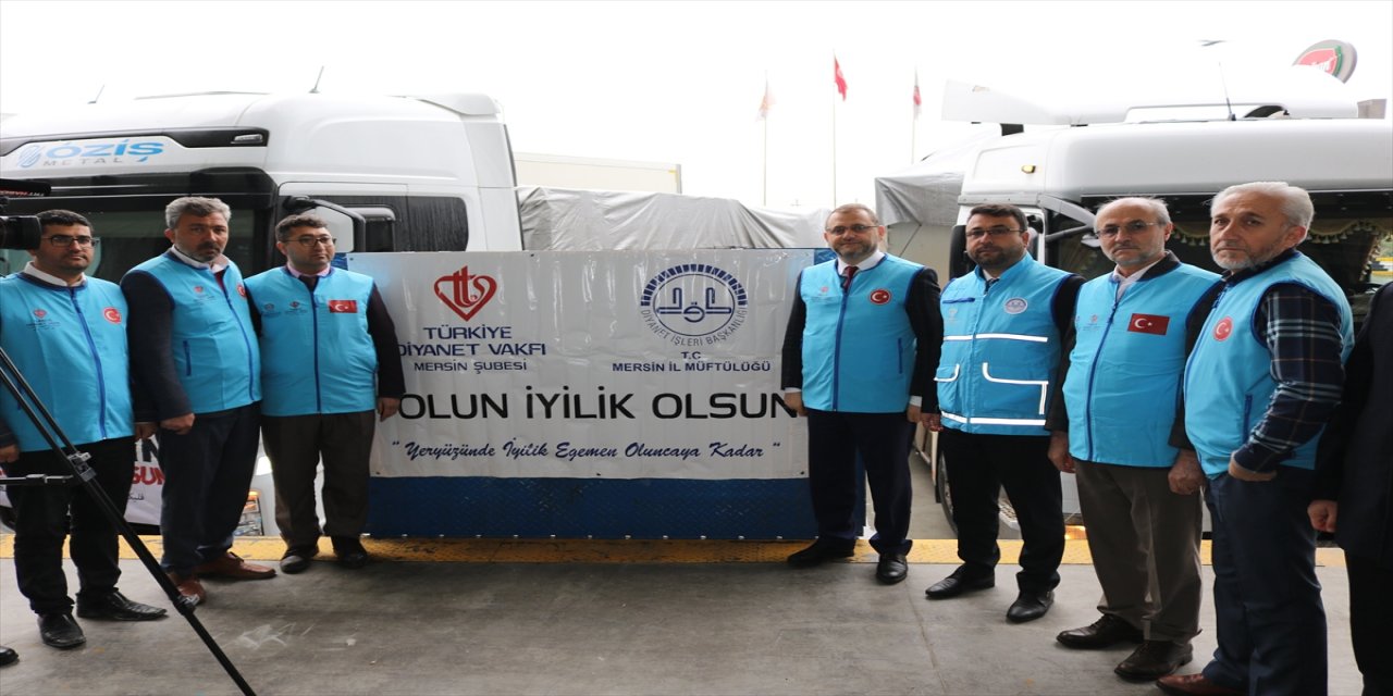 Mersin'den Suriye'ye 7 tır insani yardım gönderildi