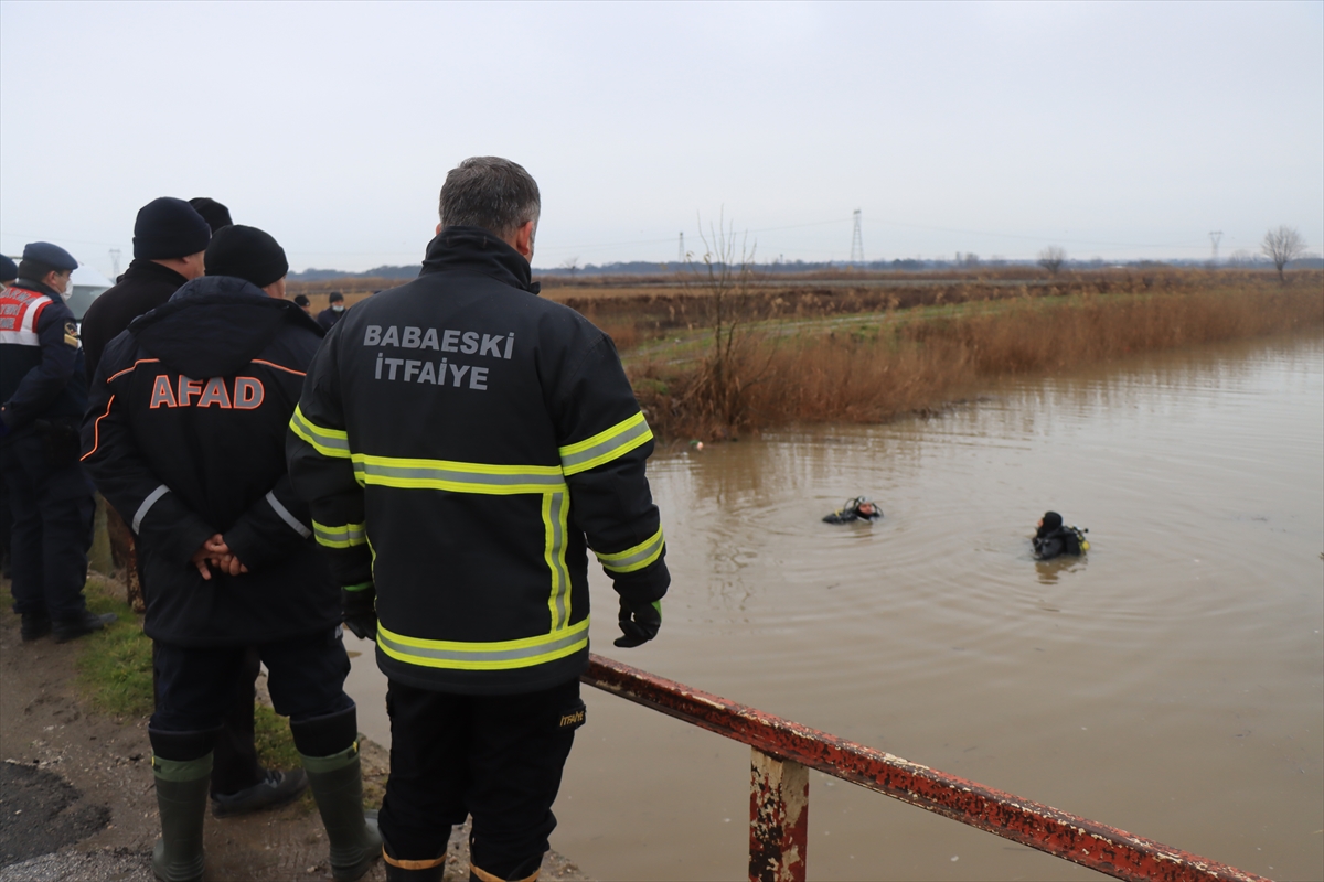 Kırklareli'nde dereye devrilen otomobildeki kişinin cesedine ulaşıldı