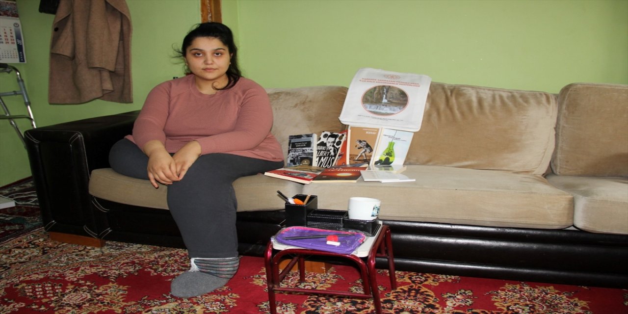 Malatya'da okumak isteyen engellilerin kitapları evlerine gönderiliyor