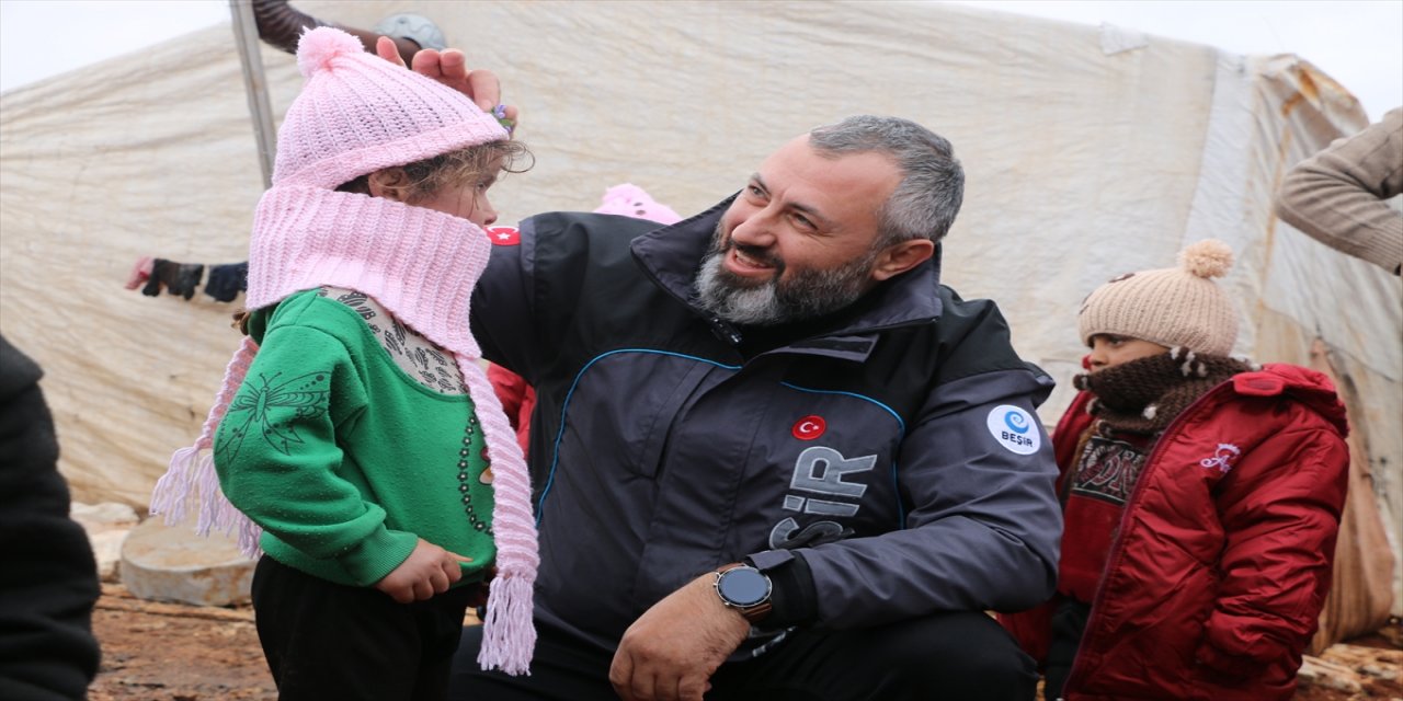 Beşir Derneği savaş mağduru İdlibli çocuklara atkı, bere ve eldiven ulaştırdı