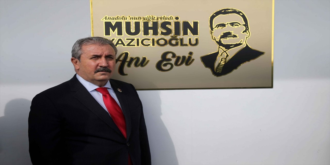 BBP Genel Başkanı Destici, Sivas'ta Muhsin Yazıcıoğlu Anı Evi'ni ziyaret etti