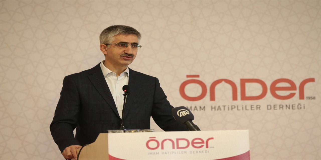 Milli Eğitim Bakan Yardımcısı Nazif Yılmaz, Kocaeli'de konuştu