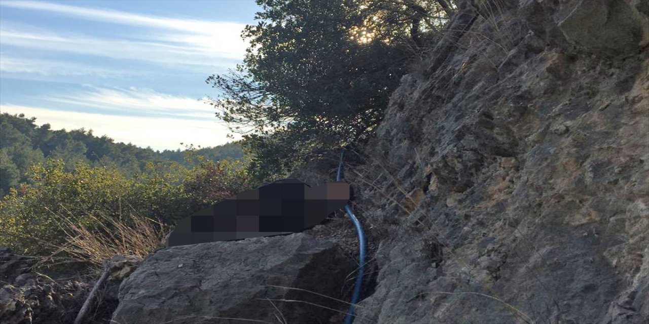 Osmaniye'de kayalık alanda erkek cesedi bulundu