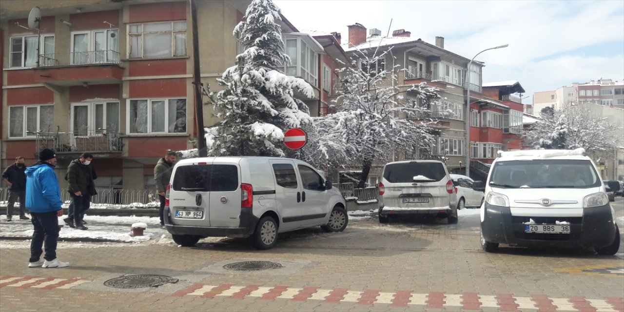 Kütahya'da yaşlı kadın evinin bahçesinde ölü bulundu