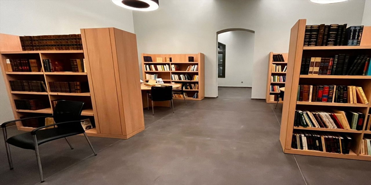 Beyrut Limanı'ndaki patlamada hasar gören Osmanlı mirası "Milli Kütüphane" yeniden açıldı