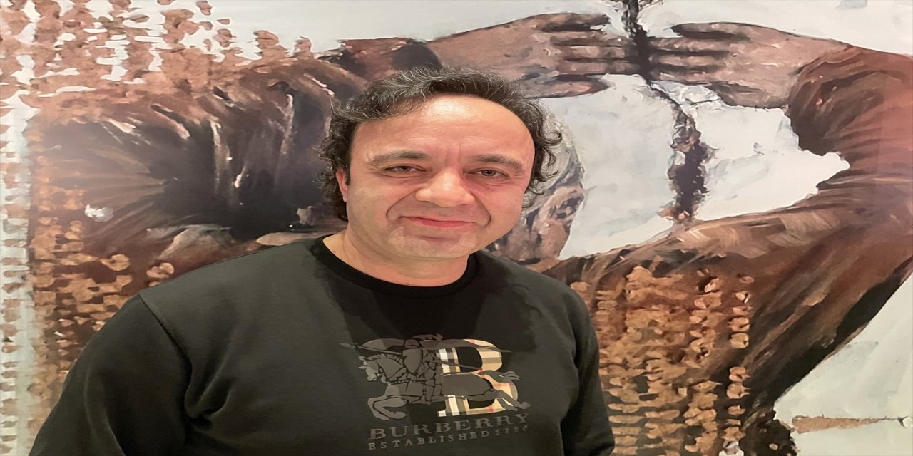 Şemseddin Sivasi'yi anlatan "Lal" oyunu AKM'de izleyiciyle buluştu