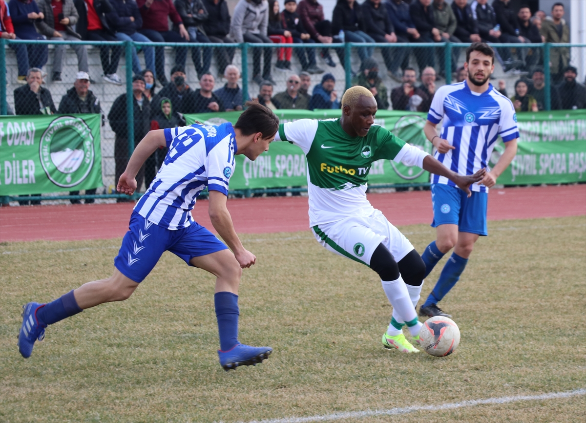 Trabzonspor'un eski yıldız futbolcusu İbrahim Yattara, sahalara döndü