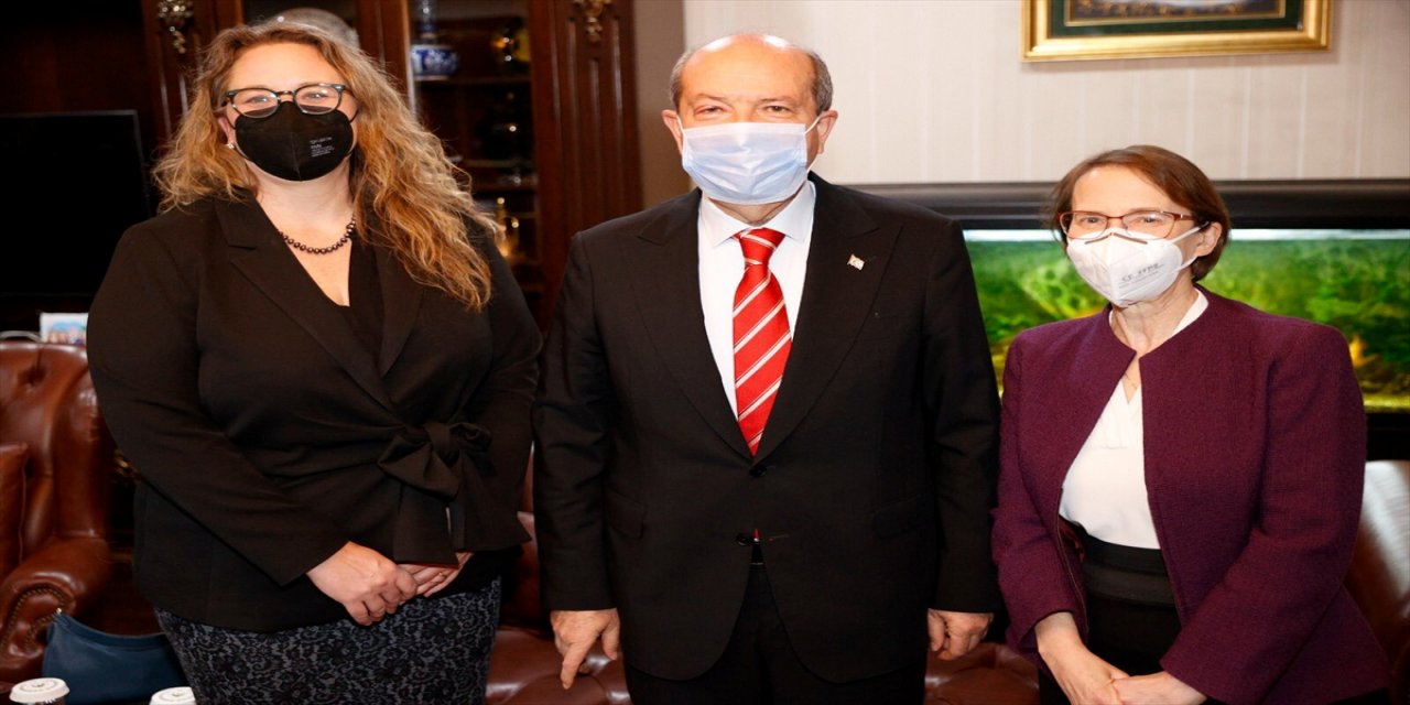 KKTC Cumhurbaşkanı Tatar'dan ABD'li yetkililere "Kıbrıs'ta iki devletli çözüm" mesajı: