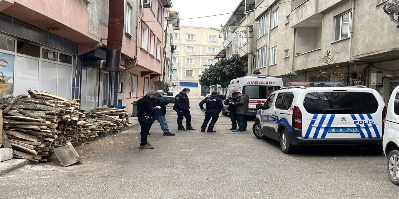 Bursa'da 39 yaşındaki kadın evinde ölü bulundu