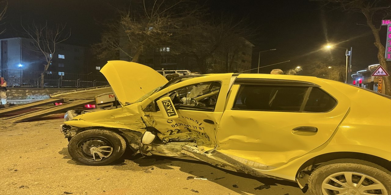 Edirne'deki trafik kazasında yaralanan motosiklet sürücüsü öldü