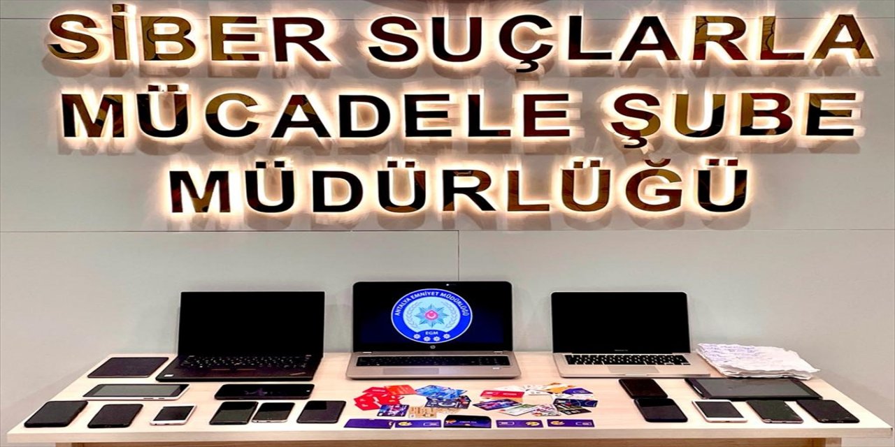 Antalya merkezli yasa dışı bahis operasyonunda 18 zanlı yakalandı