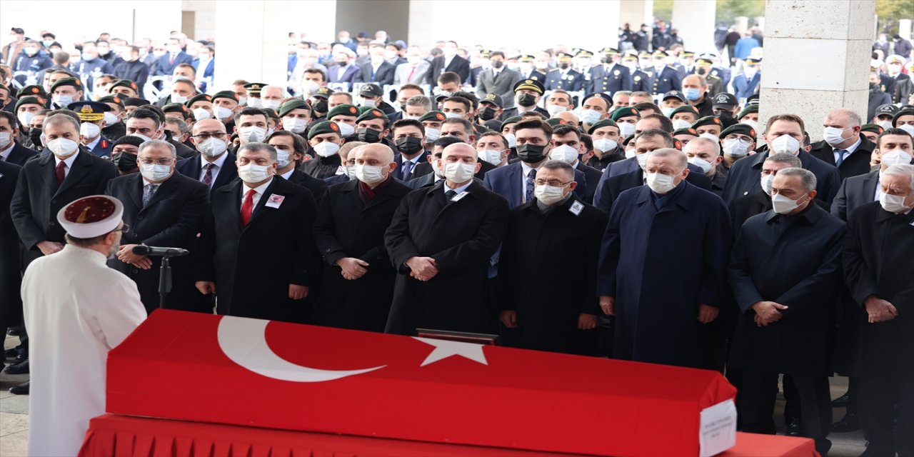 Cumhurbaşkanı Erdoğan, Senegal'de şehit olan Özel Harekat Şube Müdürü Eren'in cenaze namazına katıldı