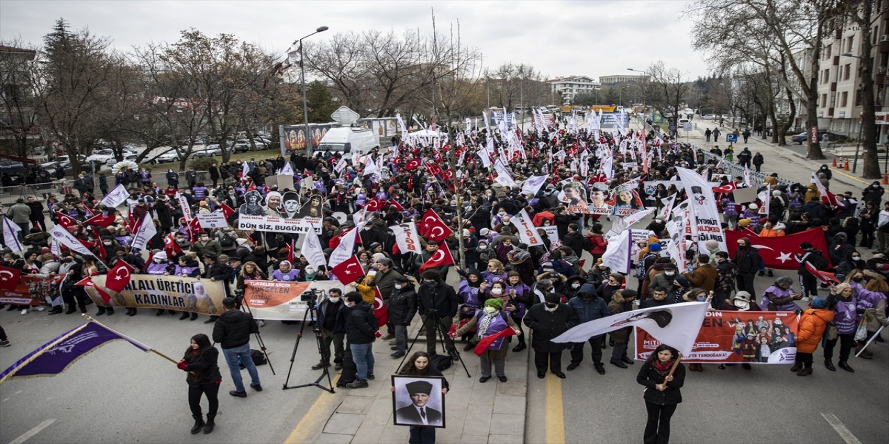 Başkentte "Yükselen Kadın Yükselen Türkiye Mitingi" yapıldı