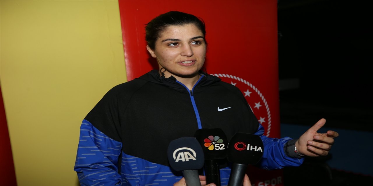 Busenaz Sürmeneli, Dünya Boks Şampiyonası hazırlıklarına Ordu'da devam ediyor