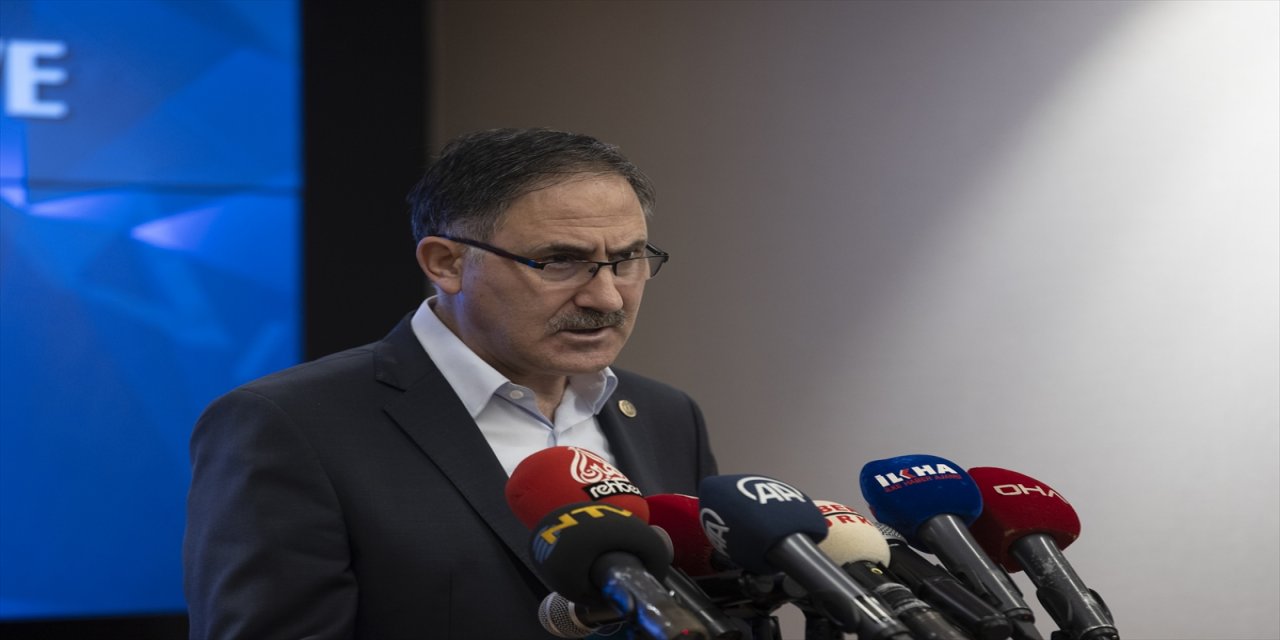 Sağlıkta İnsan Gücü İstihdamı ve Hekimlerin Sorunları Raporu açıklandı