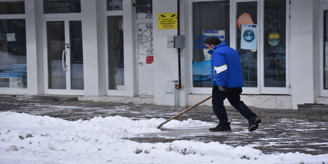 Doğu Anadolu'da soğuk hava etkili oluyor