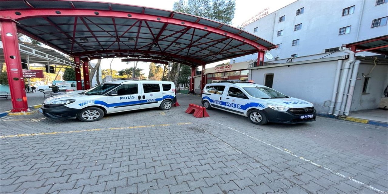 İzmir'de doktoru darbettiği öne sürülen hasta yakını aranıyor