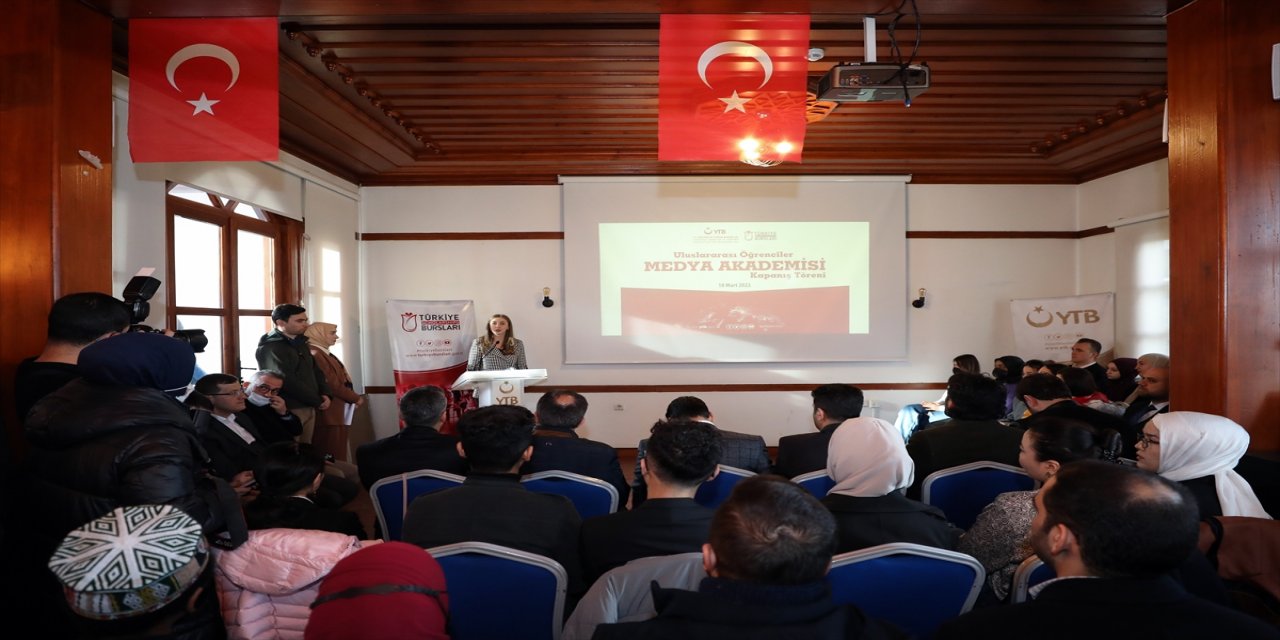 YTB-UMED'in ortaklığında, "Medya Akademisi Programı"nın sertifika töreni yapıldı
