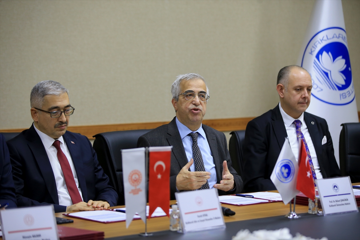 Kırklareli'nde üniversiteliler yatağa bağımlı hastalara evde sağlık hizmeti sunacak