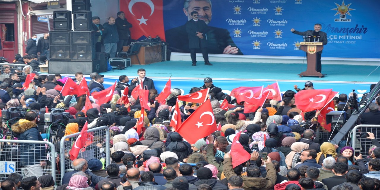 Hazine ve Maliye Bakanı Nebati, Viranşehir'de mitingde konuştu