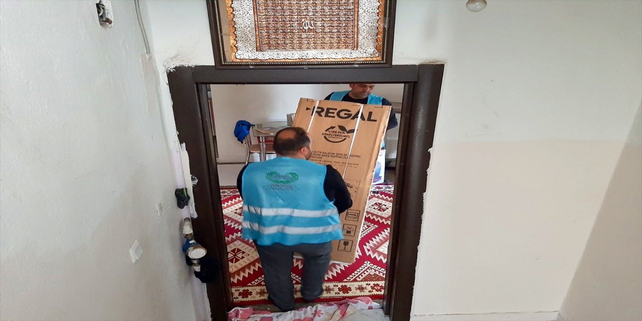 Diyarbakır'da belediyeden yeni evli çiftlere beyaz eşya ve mobilya desteği