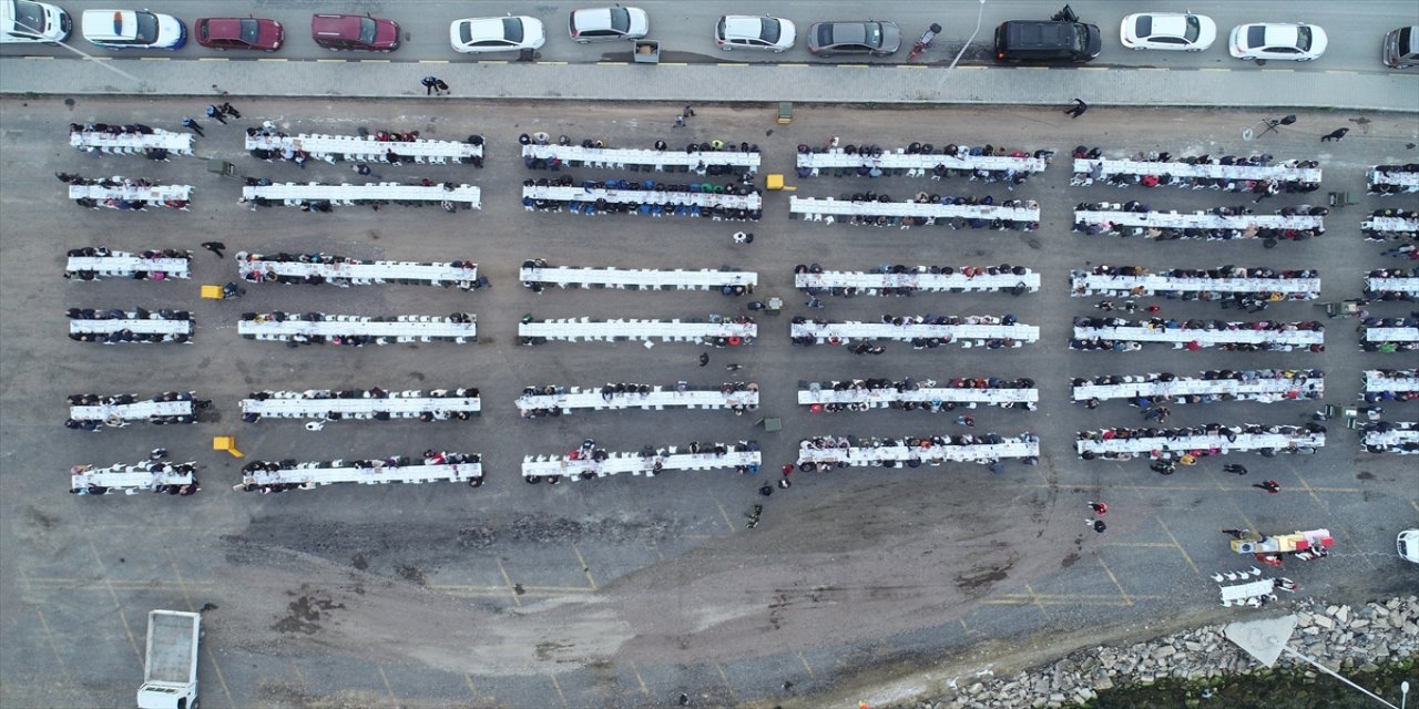 Tekirdağ'da yaklaşık 2 bin kişi gönül sofrasında buluştu