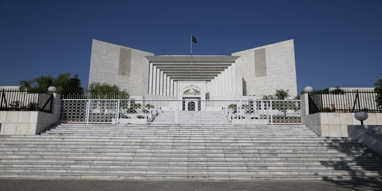 Pakistan'da gözler Anayasa Mahkemesinin güvensizlik oylamasıyla ilgili kararında