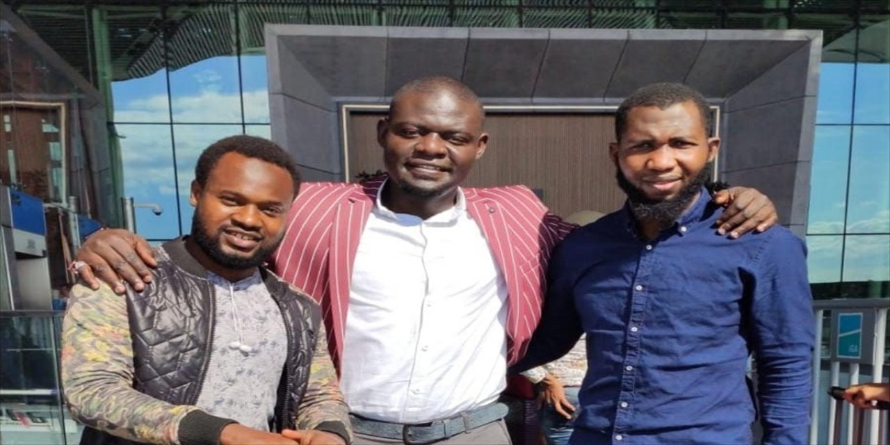 Türk okullarından mezun Ganalılar, ramazanda yatılı okullardaki Müslüman öğrencilere destek oluyor