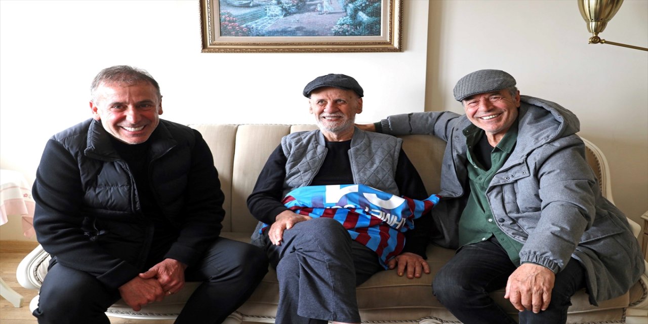 Trabzonspor'dan Ahmet Suat Özyazıcı'ya ziyaret