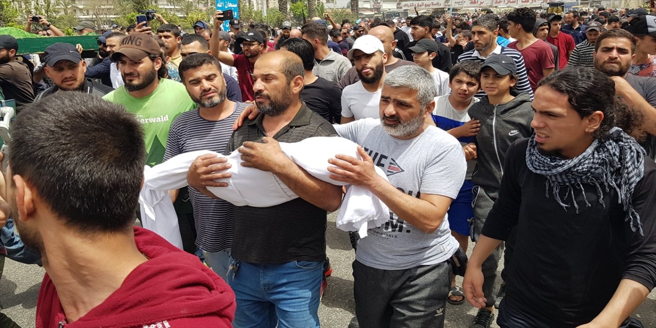 Lübnan'daki tekne faciasında ölen 6 kişi için cenaze töreni düzenlendi