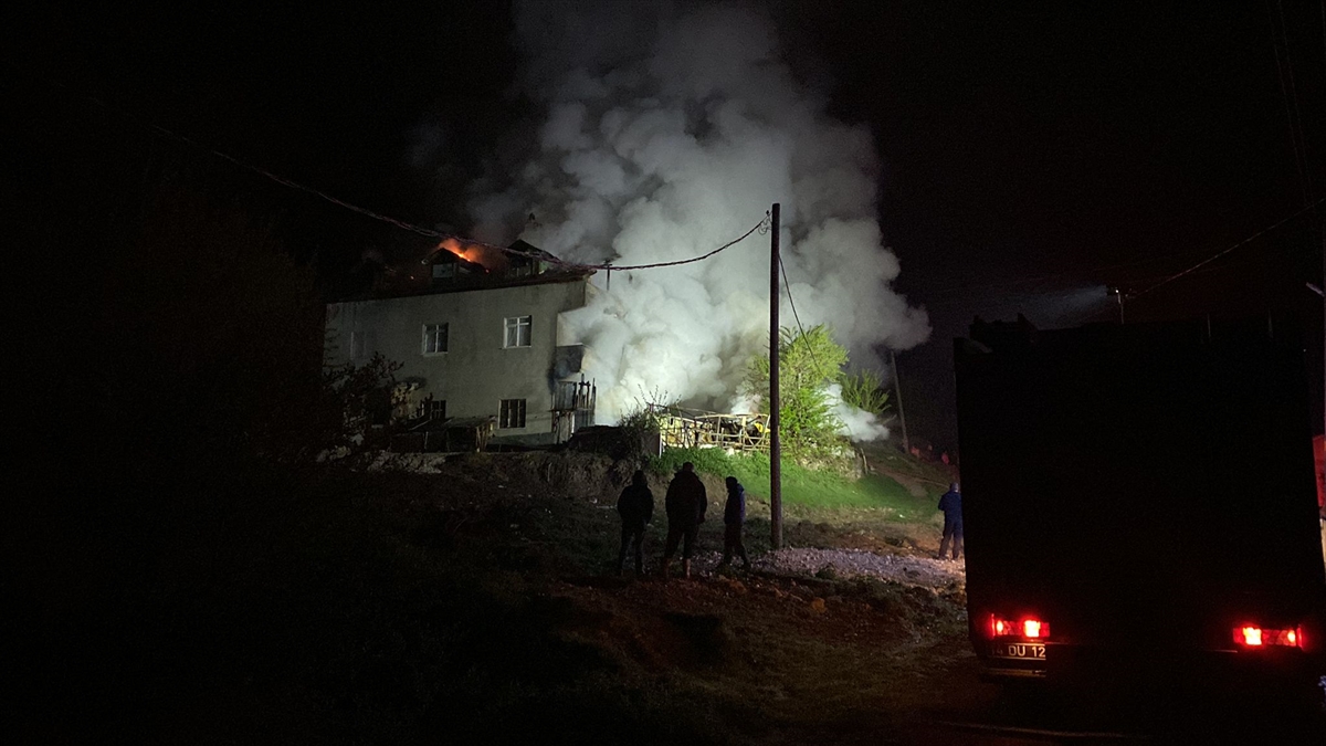 Bolu'da bir evde çıkan yangın söndürüldü
