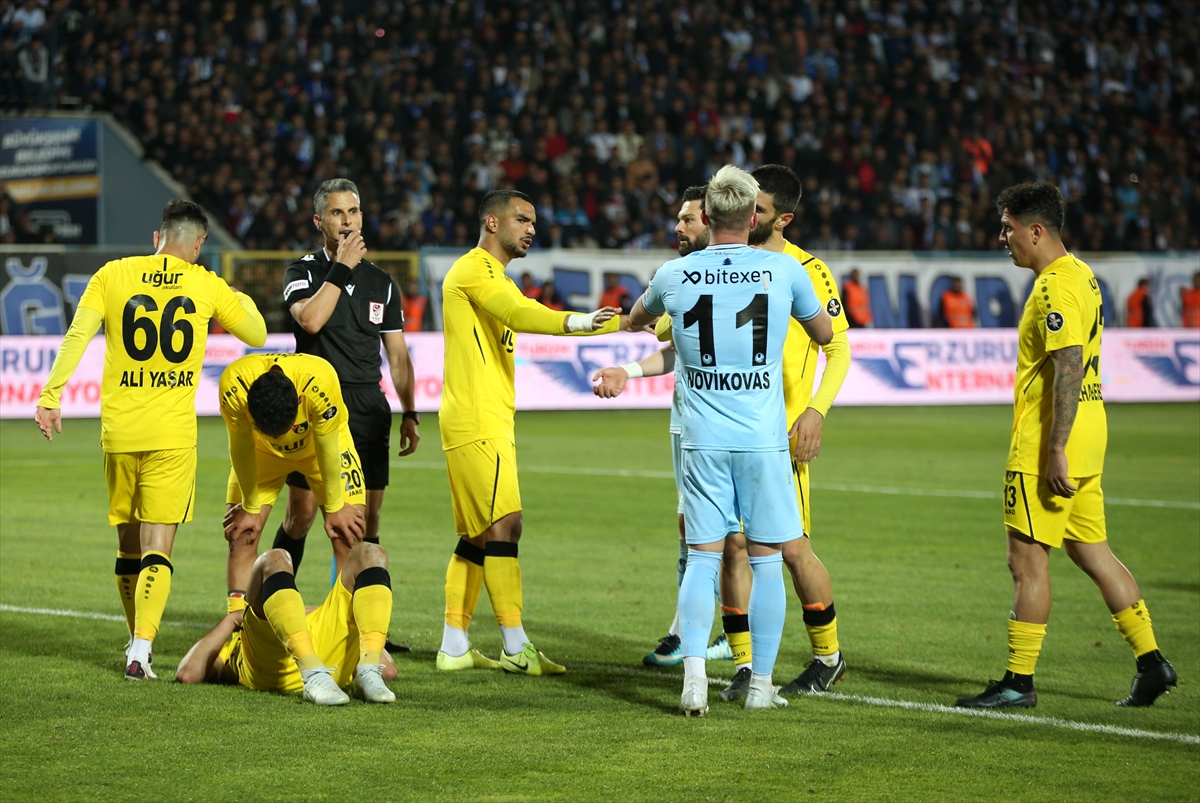 1. Lig play-off yarı final ilk maçında İstanbulspor fırtınası
