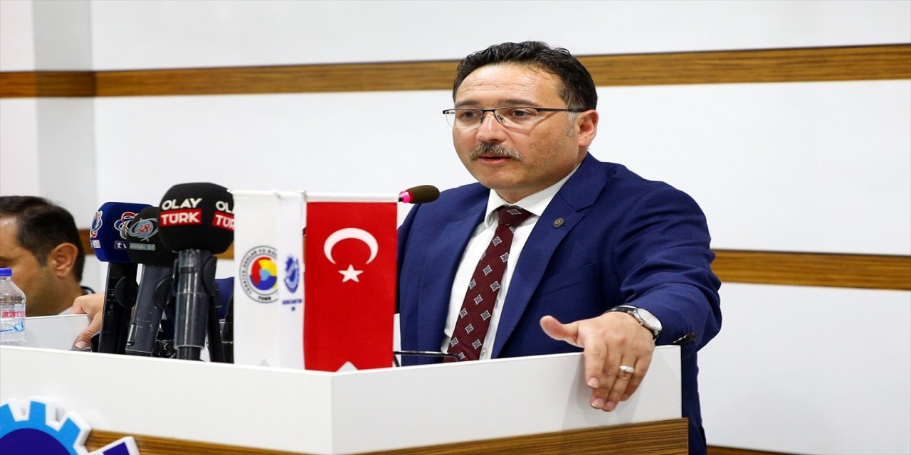 Kayseri Valisi "ekonomide milli mücadele" vurgusu.