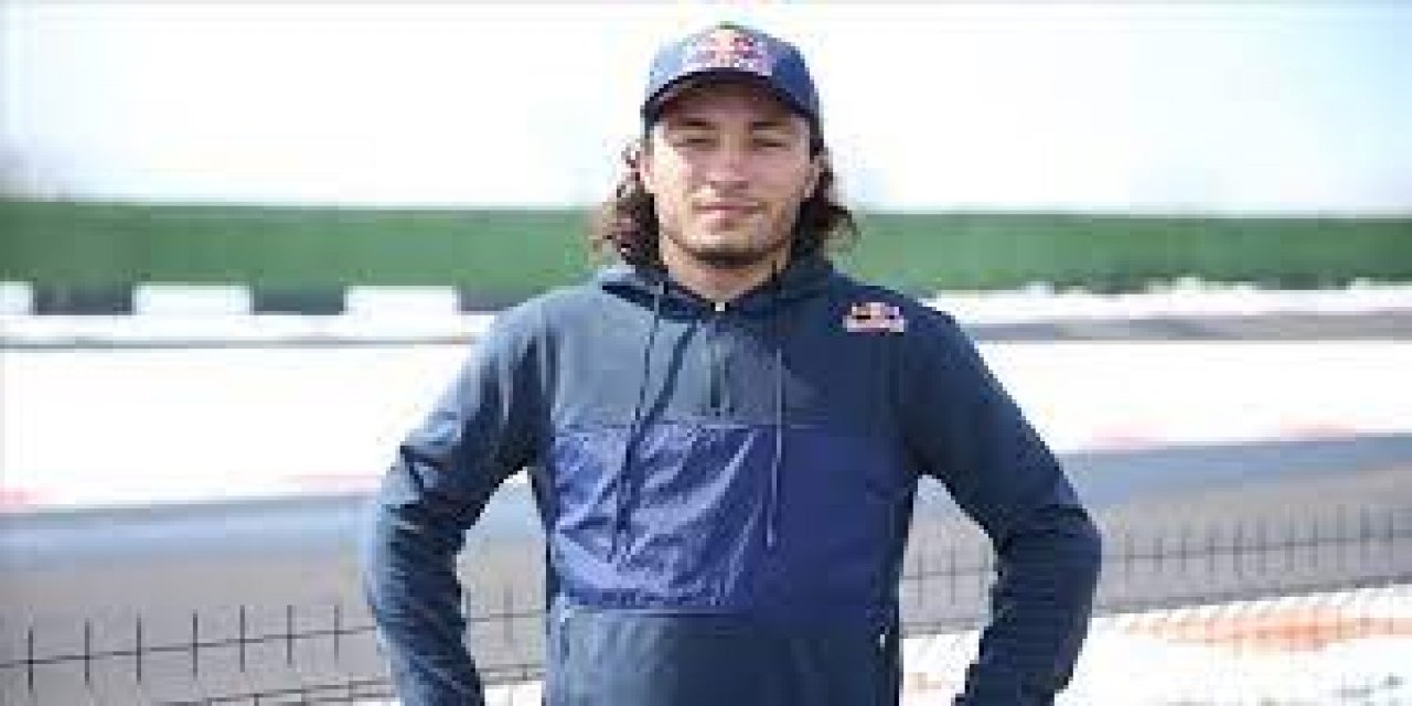 İtalya'da 5. oldu. Milli motosikletçi Can Öncü.