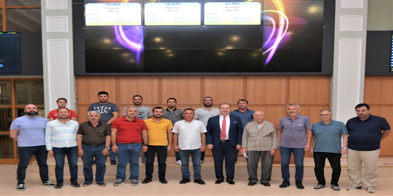 Edirne Ticaret Borsası'nda yeni mahsul kanolanın tonu 19 bin liradan işlem gördü