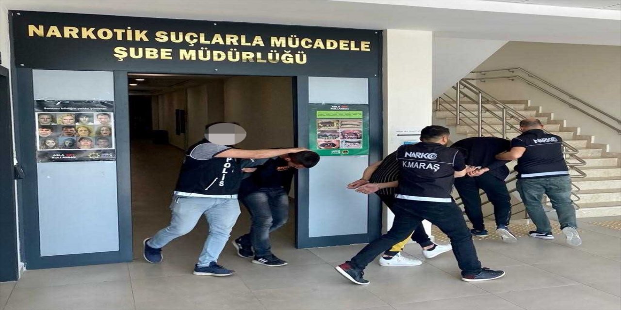Kahramanmaraş'ta uyuşturucu operasyonunda 3 zanlı yakalandı.