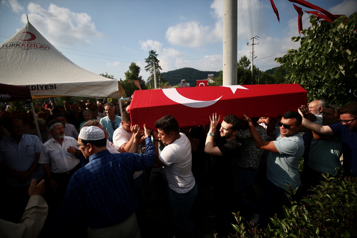 Düzce'de sele kapılmıştı cenazesi toprağa verildi