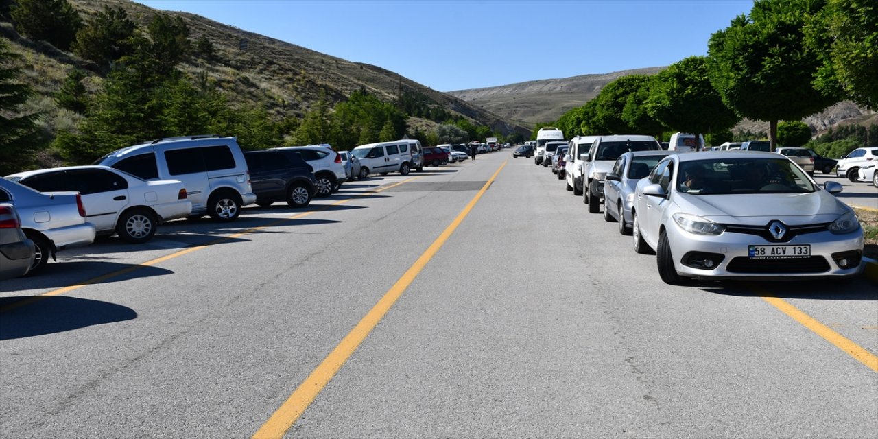 İç Anadolu'daki hayvan pazarlarında yoğunluk yaşanıyor