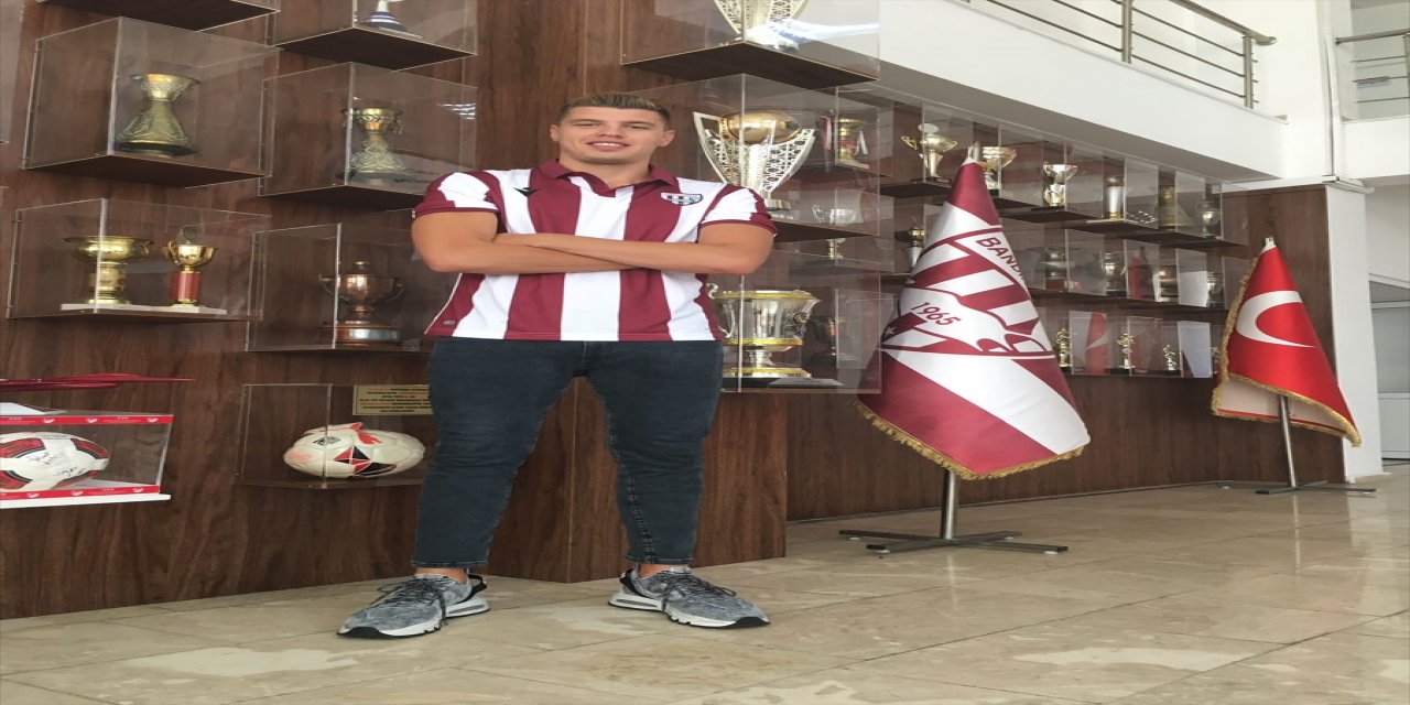Bandırmaspor, Fatih Kurucuk'u transfer etti.